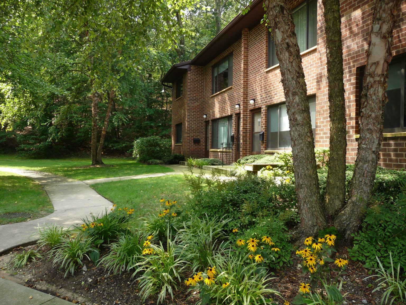 Willow Lake Apartments Luxury Apartments on Long Island's North Shore